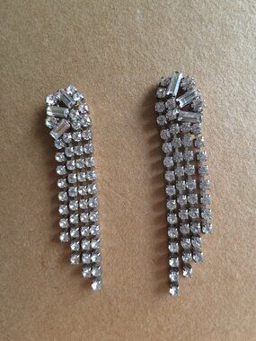Vintage 90s Clear Rhinestone Fringe Waterfall Dangle Statement Earrings